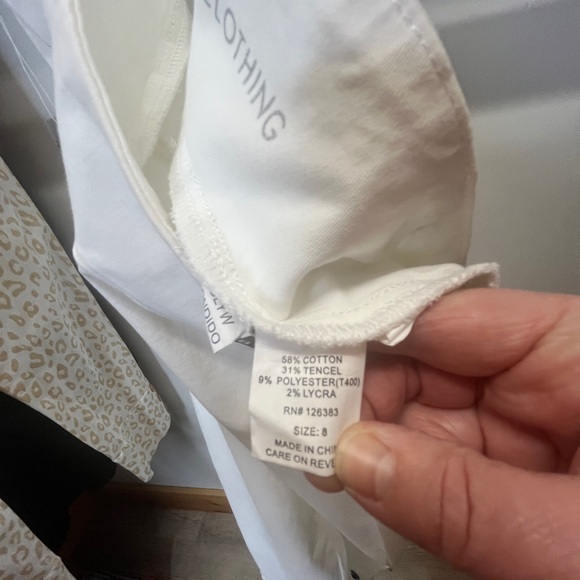 Elyse White Cropped Ankle Pants with Eyelet Detail - Picture 5 of 10